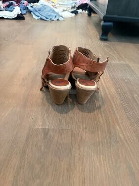 Sofft heels, size 8